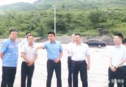 田元飞到云鼎（中国）冶金熔剂项目调研